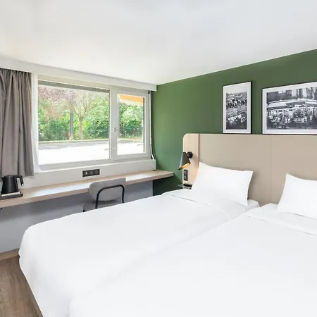 Campanile Nature - Hotel Taverny