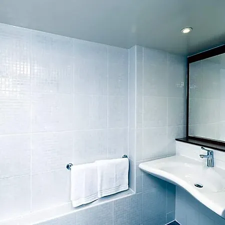 Hotel Campanile Nature - Taverny